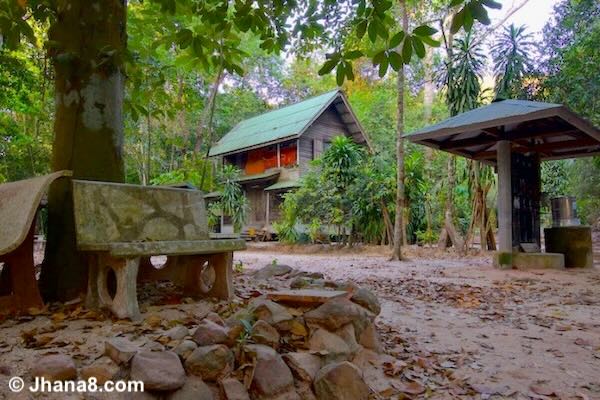 A monk's kuti (hut) for living at Wat Suan Mokkh in Chaiya, Thailand.