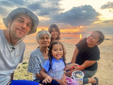 Jhana8 family.